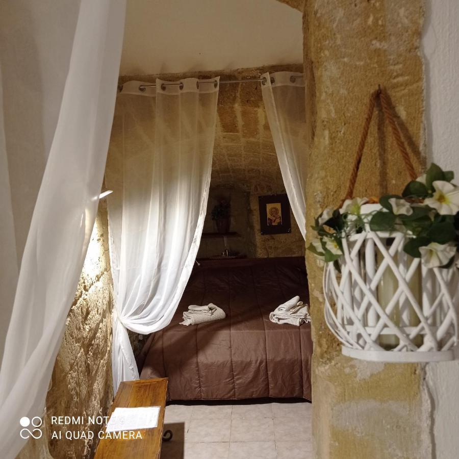 Palazzo Di Citta Flat Apartment Бари Екстериор снимка