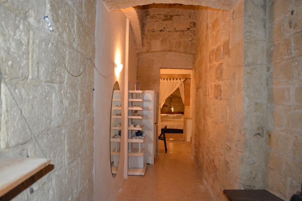 Palazzo Di Citta Flat Apartment Бари Екстериор снимка